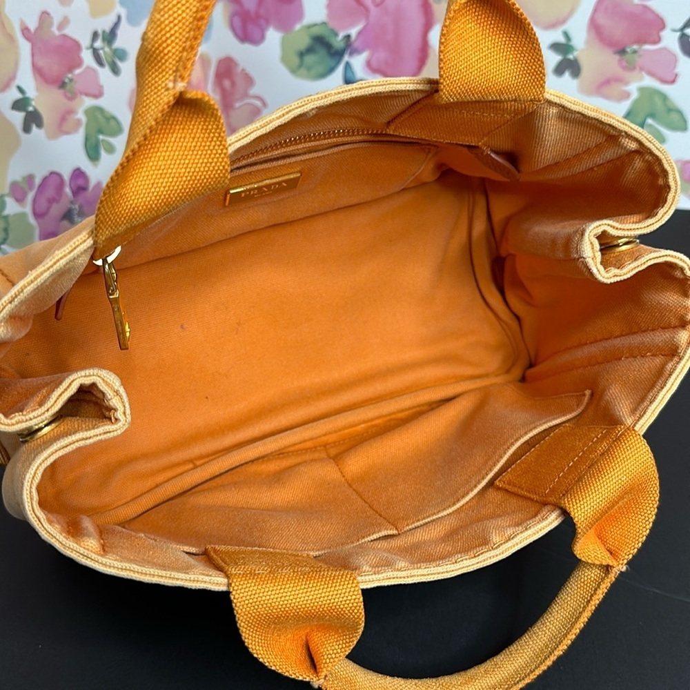 💯Authentic Prada Canapa Tote PM Sized🍀 - Picture 13 of 17